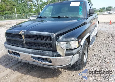 1998 Dodge Ram 1500 St z USA, uszkodzony, nr VIN 1B7HC13Y3WJ234279